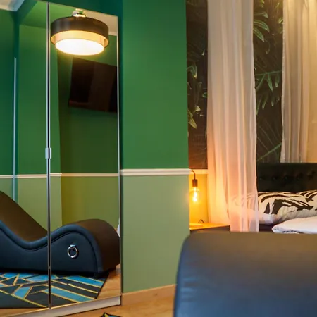 Apartment Punkt - Z Jacuzzi W Centrum Gliwic