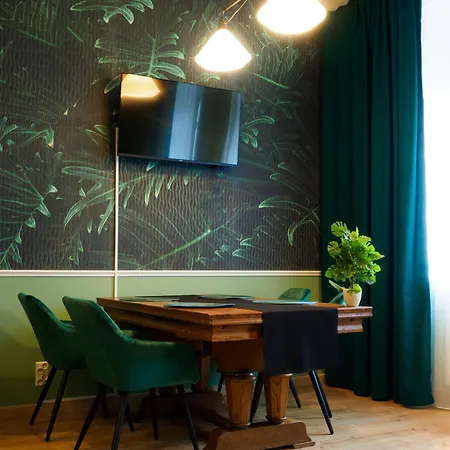 Punkt - Z Jacuzzi W Centrum Gliwic 아파트